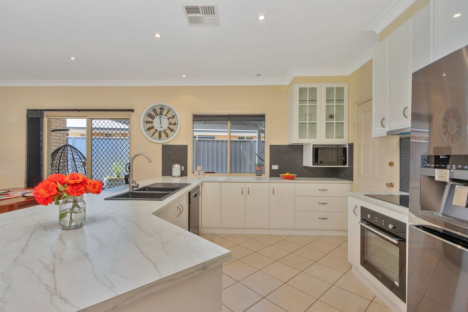 8 Paradale Drive, Tanunda SA 5352, Tanunda - Thumbnail 2