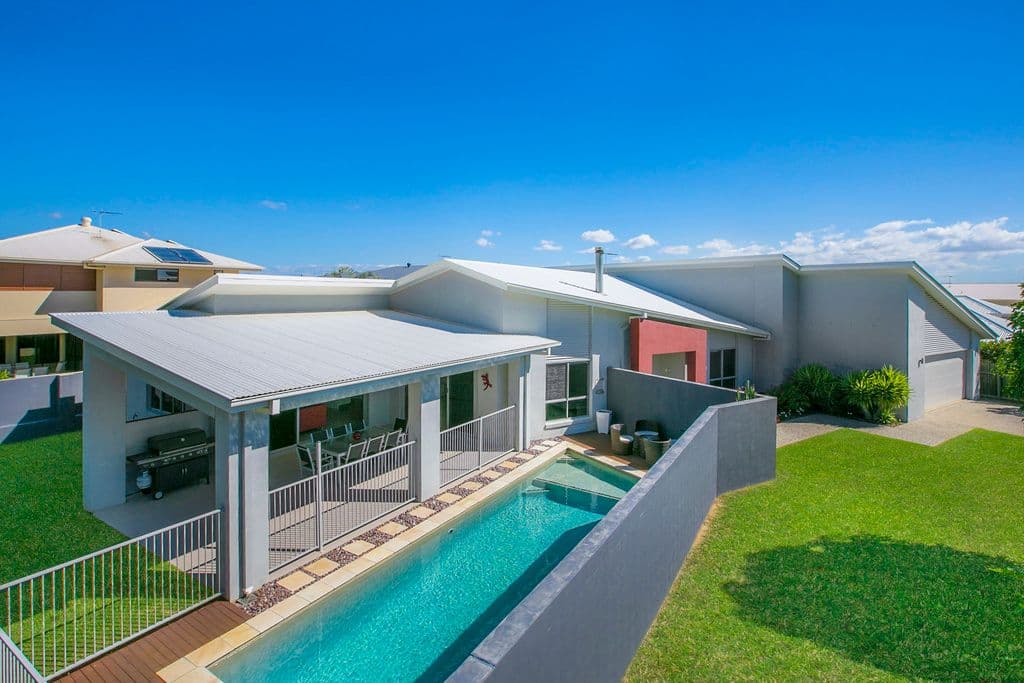 4 Casey Court, WELLINGTON POINT QLD 4160, Wellington Point - Image 1