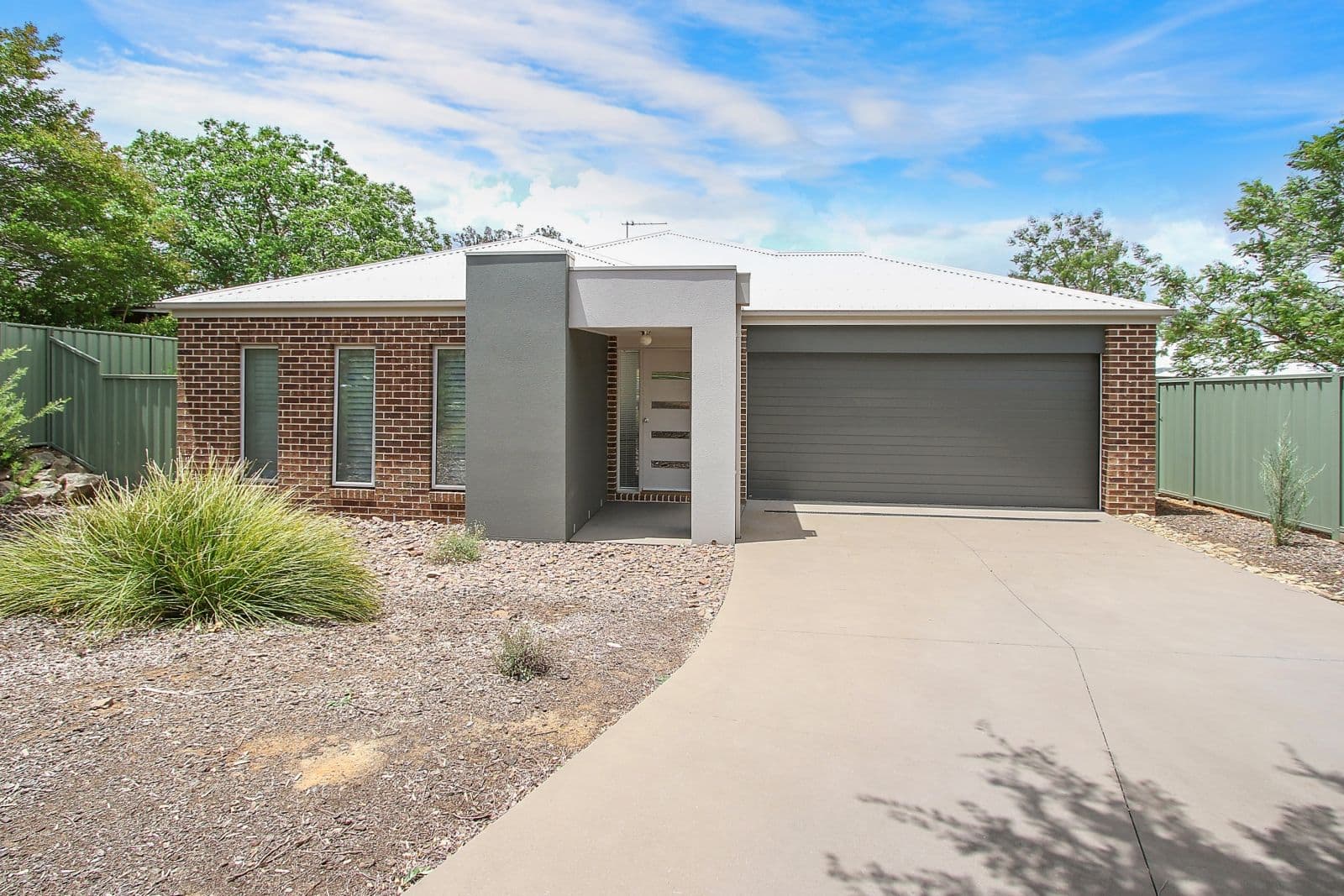 530 Nagle Road, Lavington - Image 1