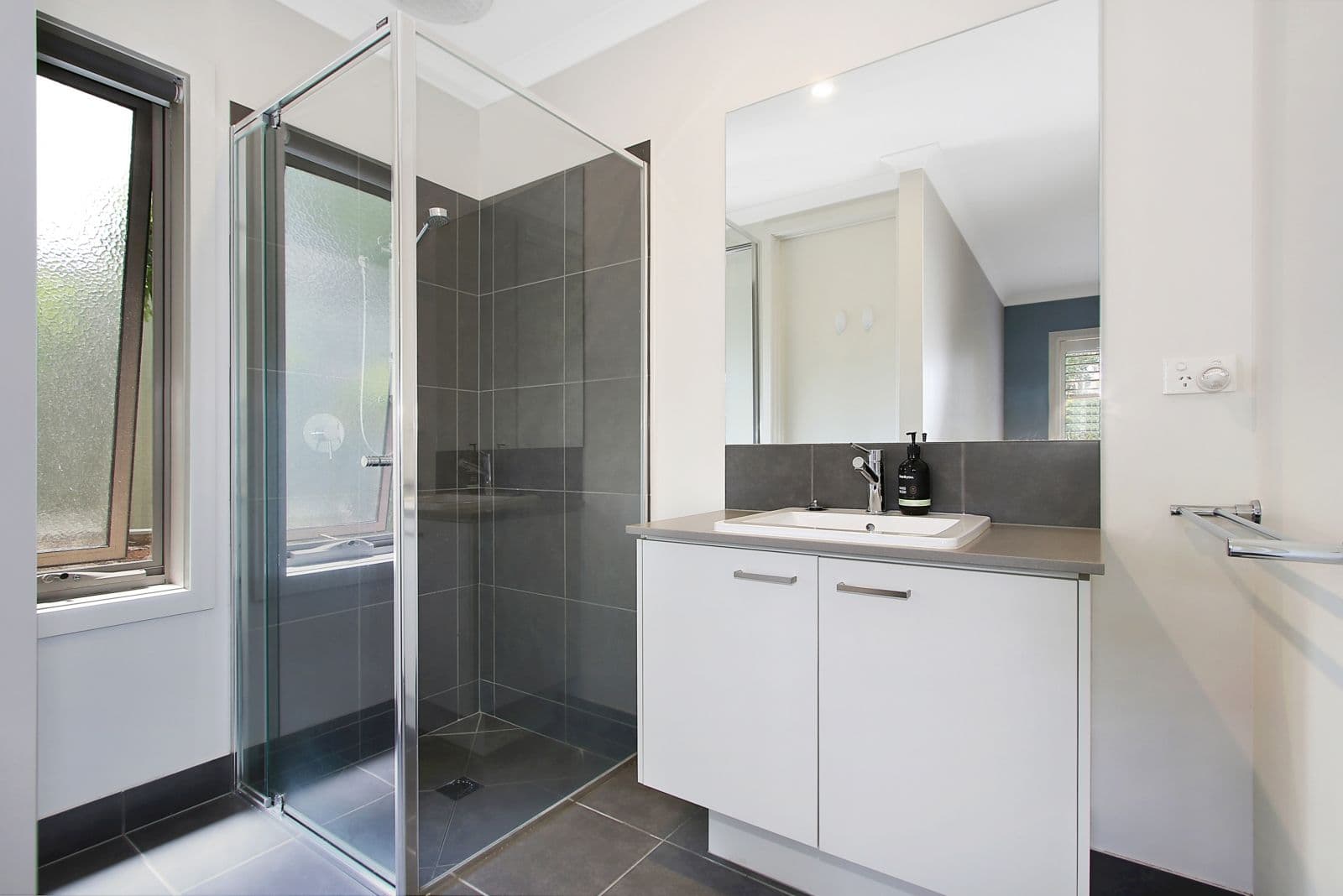 530 Nagle Road, Lavington - Thumbnail 7