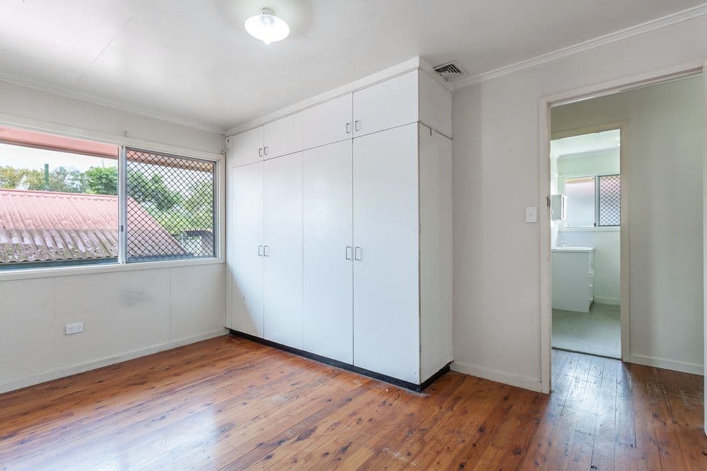 11 McMahon Crescent, Newtown QLD 4350, Newtown - Thumbnail 8