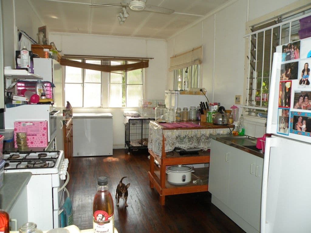 38 Thomasson Street, PARK AVENUE QLD 4701, Park Avenue - Thumbnail 5