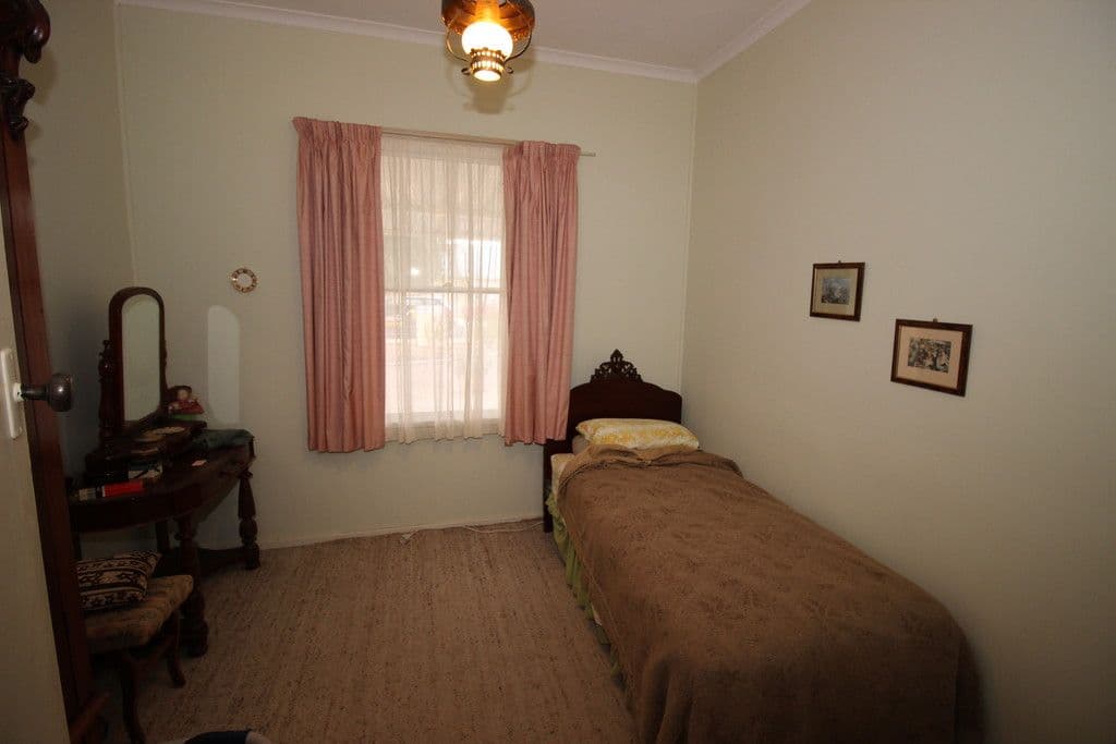 3 Jemison Street, Waikerie SA 5330, Waikerie - Thumbnail 4