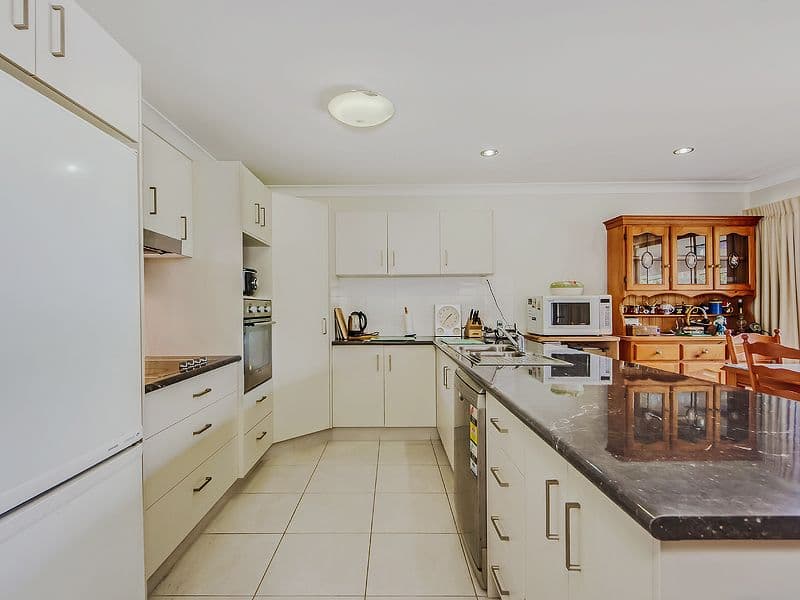 10 Parrot Court, GILSTON QLD 4211, Gilston - Thumbnail 3