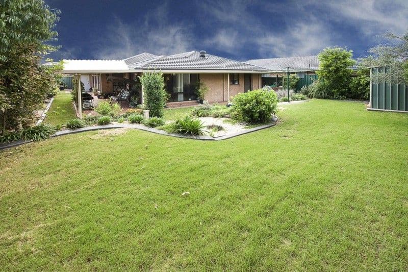 9 Yenna Place, GLENMORE PARK NSW 2745, Glenmore Park - Thumbnail 2