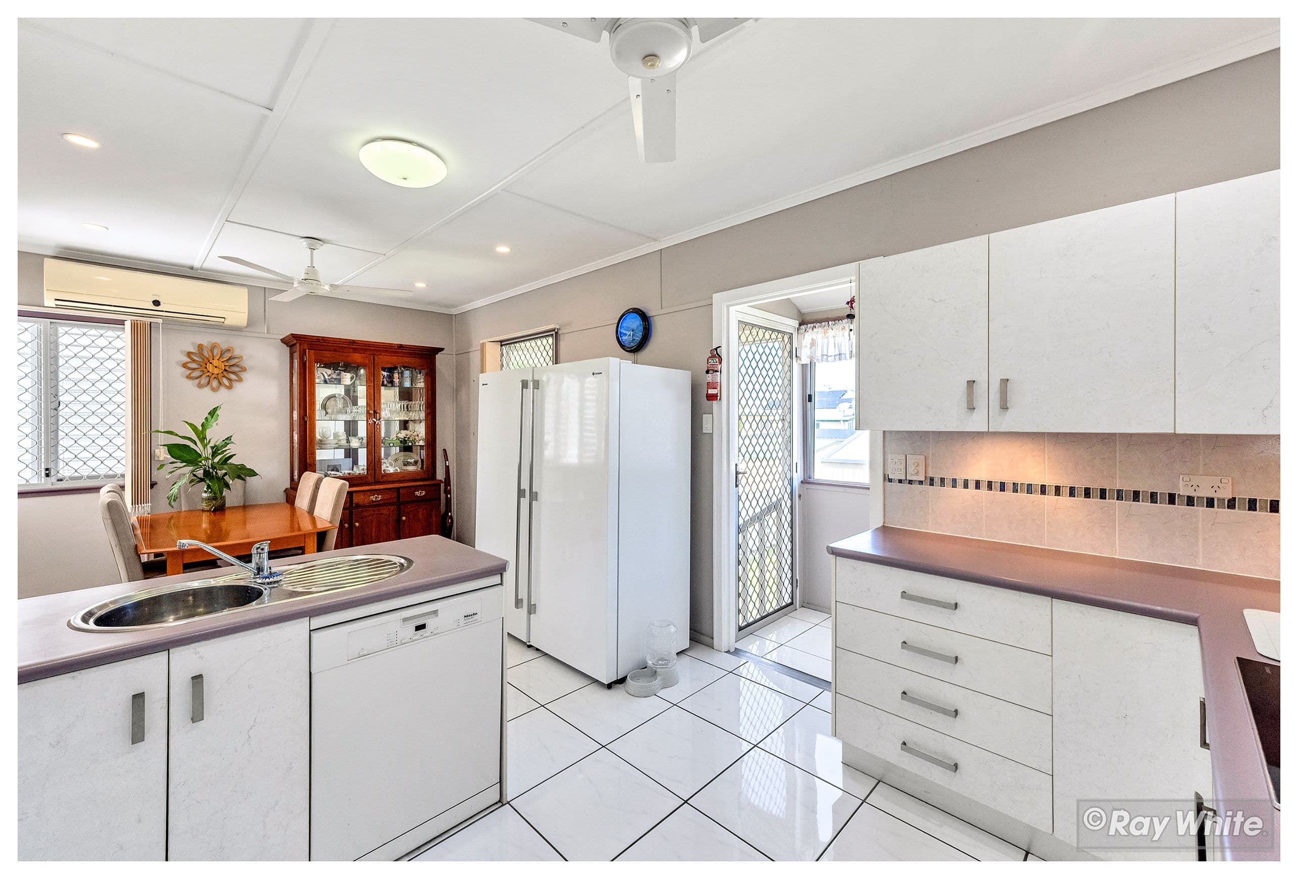 148 Stewart Street, Frenchville QLD 4701, Frenchville - Thumbnail 3
