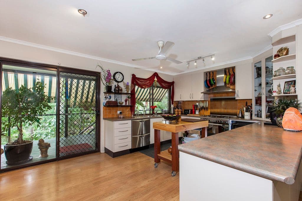 191 Lake MacDonald Drive, COOROY QLD 4563, Cooroy - Thumbnail 2