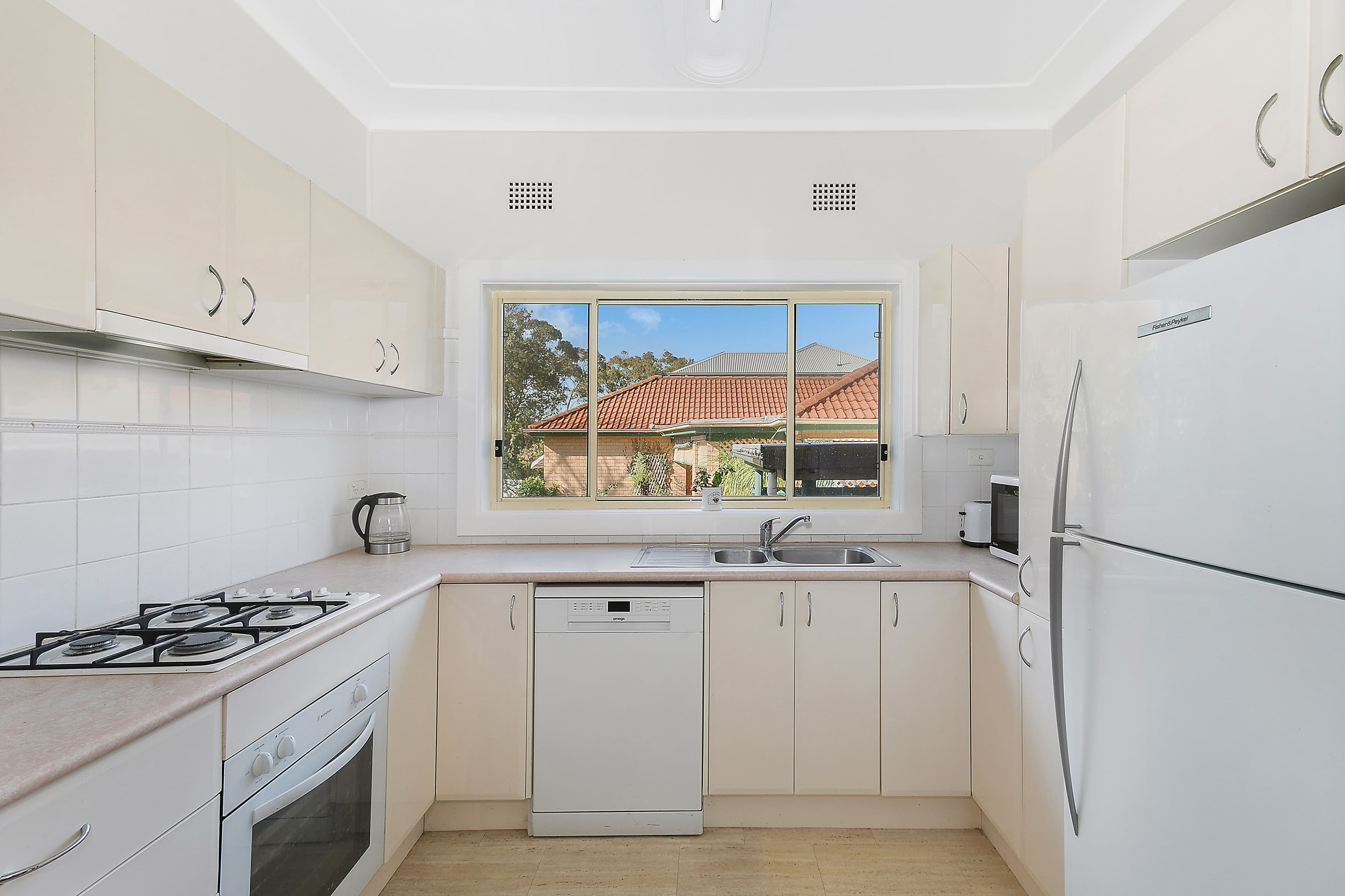 4 Michele Road, Cromer - Thumbnail 4