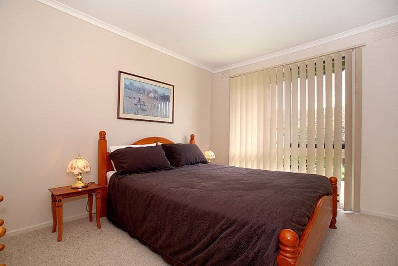 64 Francis Crescent, FERNTREE GULLY VIC 3156, Ferntree Gully - Thumbnail 5