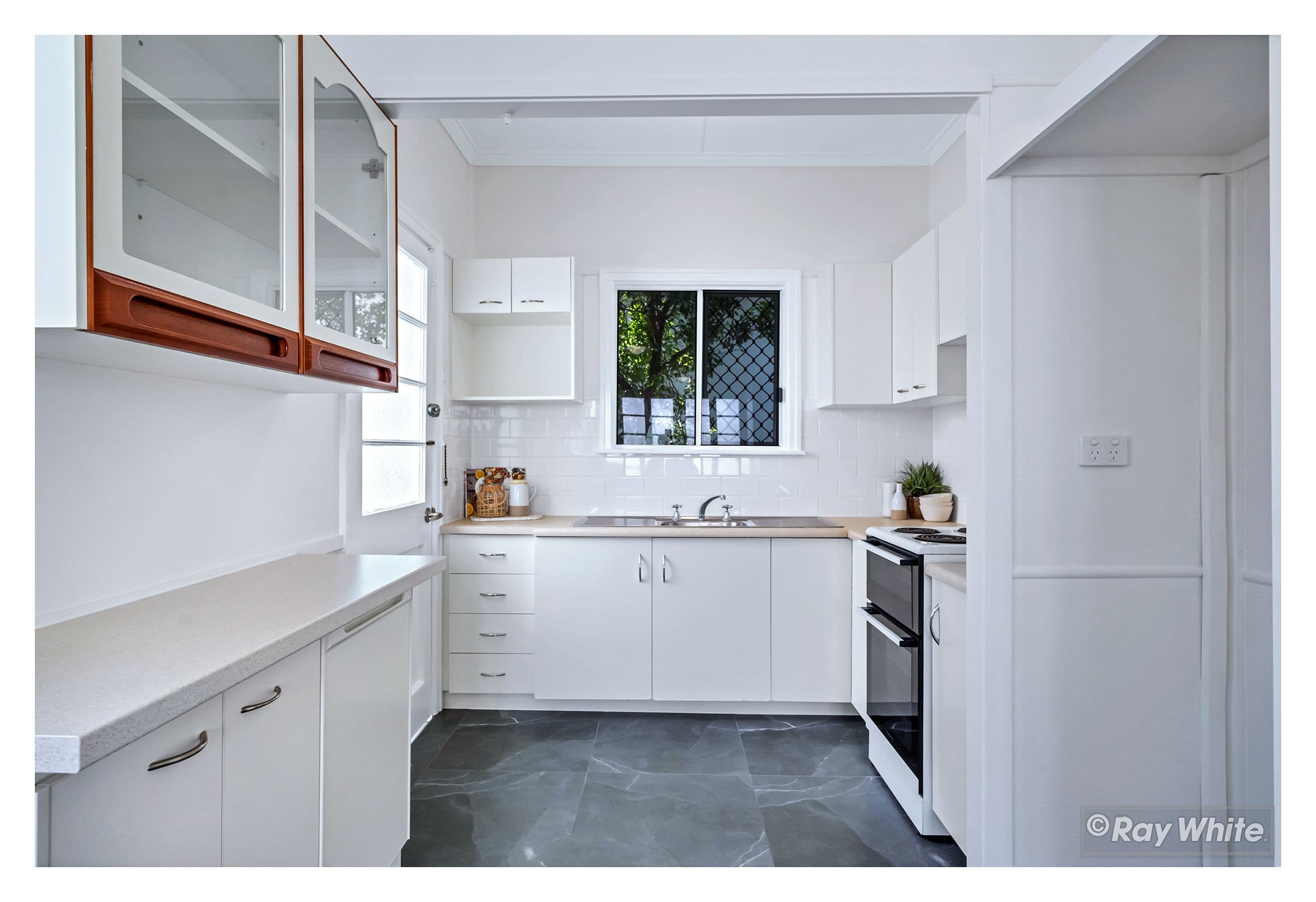 15 Woodville Street, Wandal QLD 4700, Wandal - Thumbnail 4