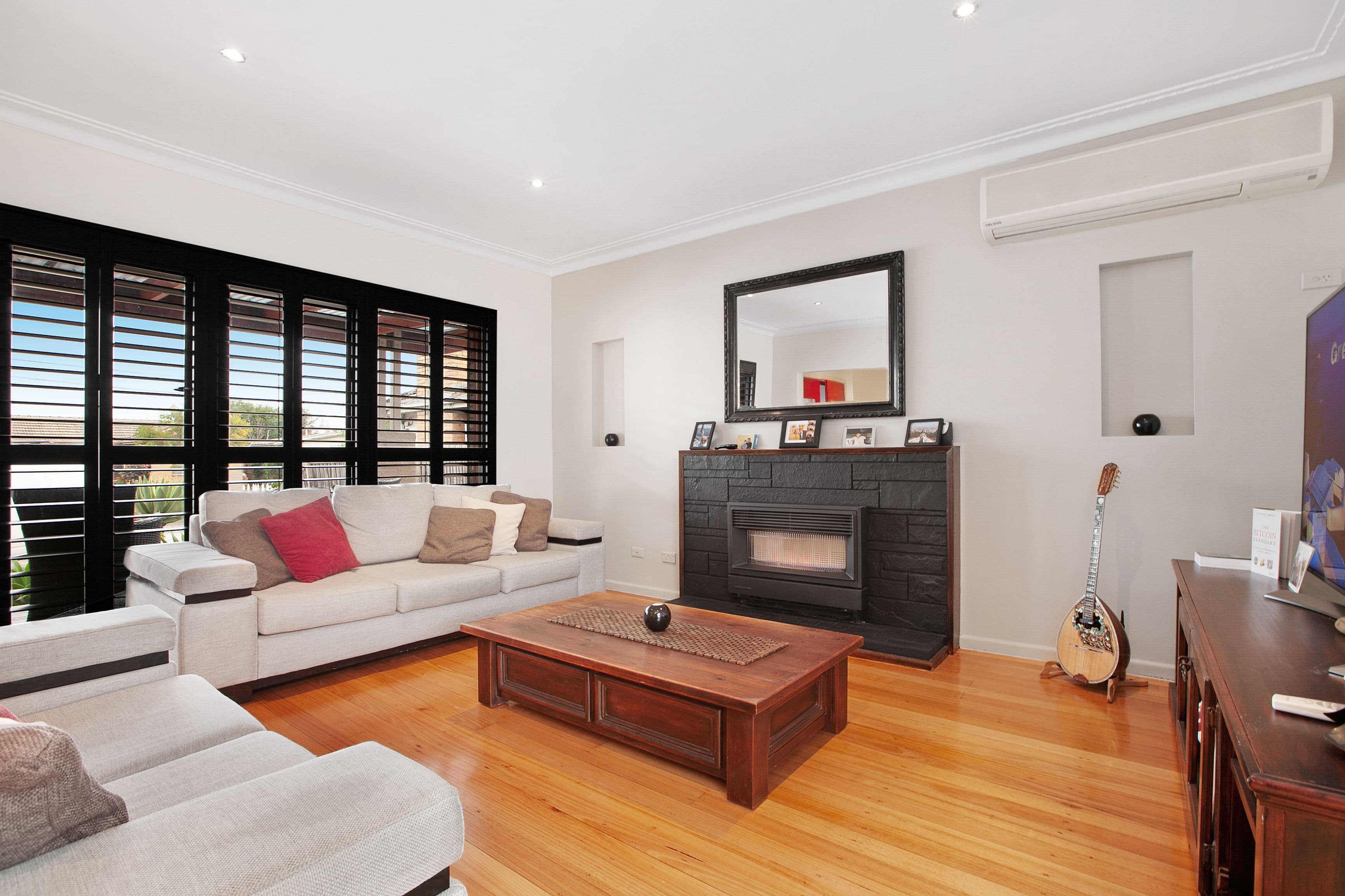 32 Locher Avenue, Reservoir VIC 3073, Reservoir - Thumbnail 5
