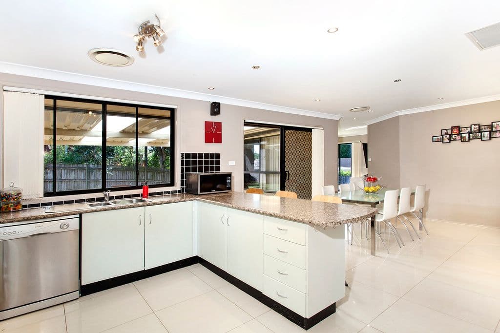 34 Kooringal Avenue, THORNLEIGH NSW 2120, Thornleigh - Thumbnail 4