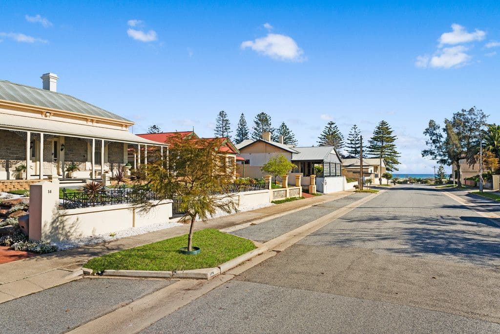 14 South Terrace, Semaphore SA 5019, Semaphore - Thumbnail 2