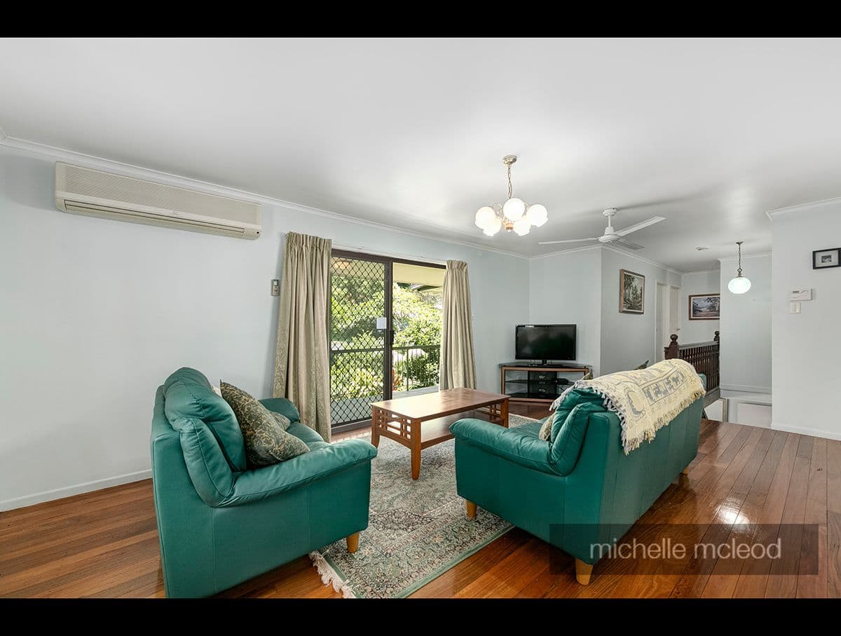 17 Merrilyn Street, Chapel Hill QLD 4069, Chapel Hill - Thumbnail 2