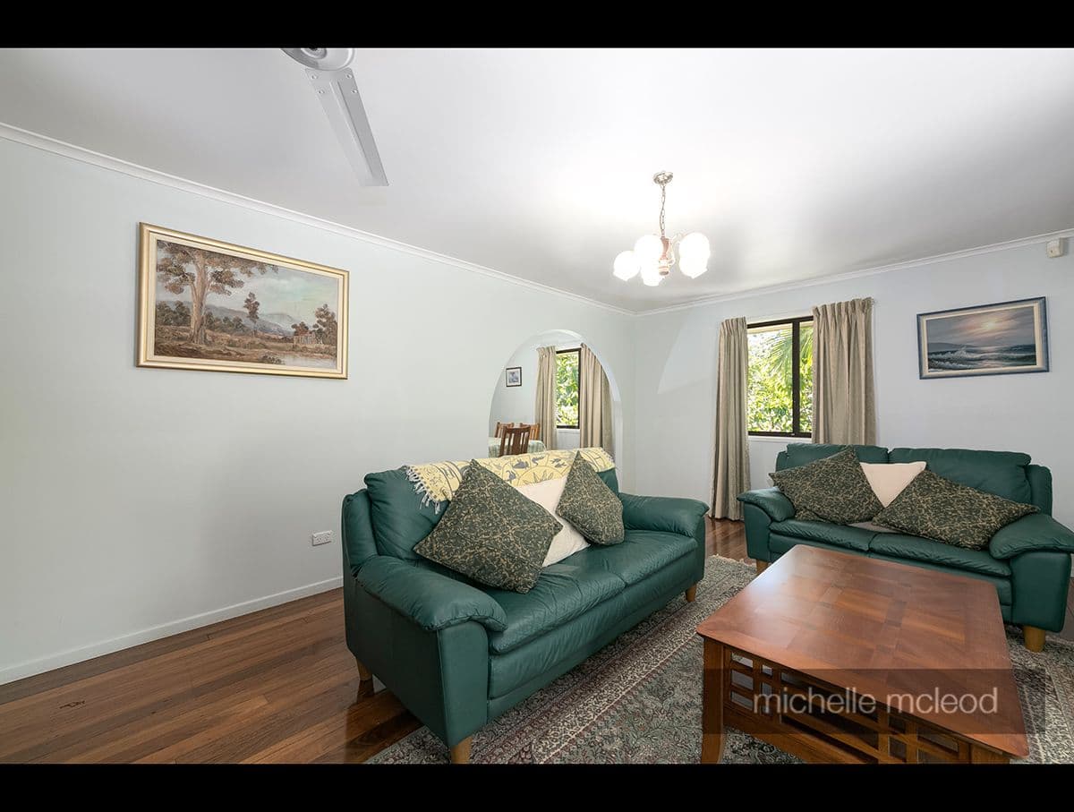 17 Merrilyn Street, Chapel Hill QLD 4069, Chapel Hill - Thumbnail 4