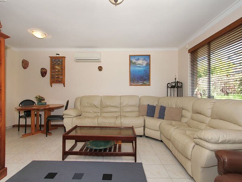 51 Bendix Way, GIRRAWHEEN WA 6064, Girrawheen - Thumbnail 2