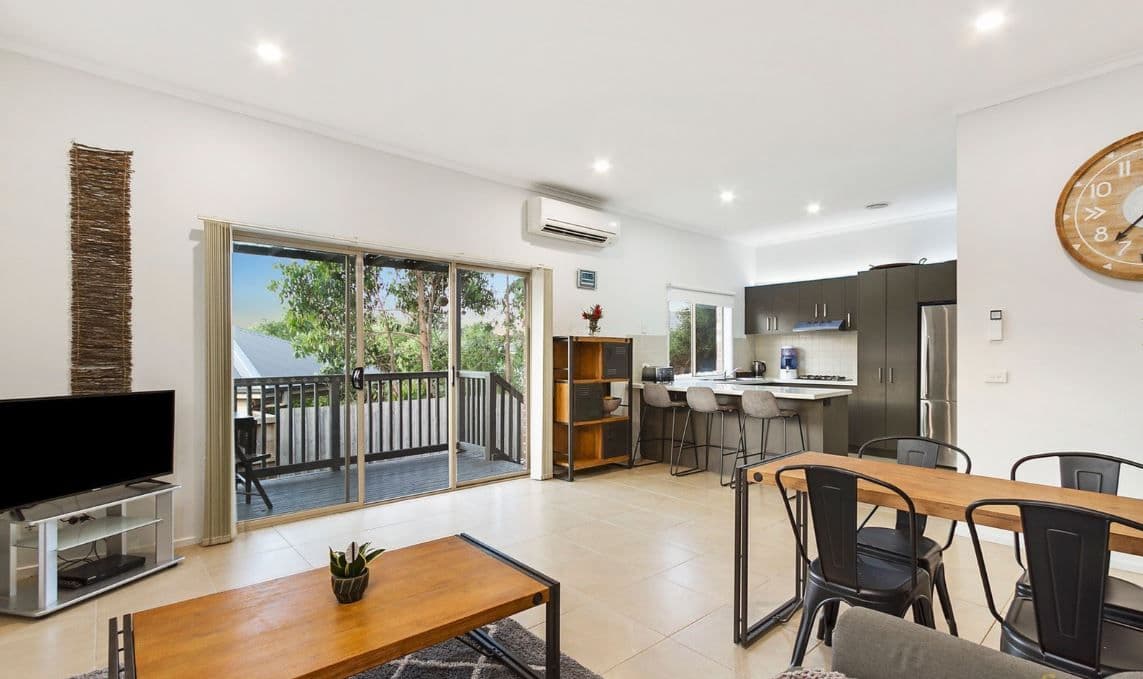 27 Canterbury Road, Montrose VIC 3765, Montrose - Thumbnail 4