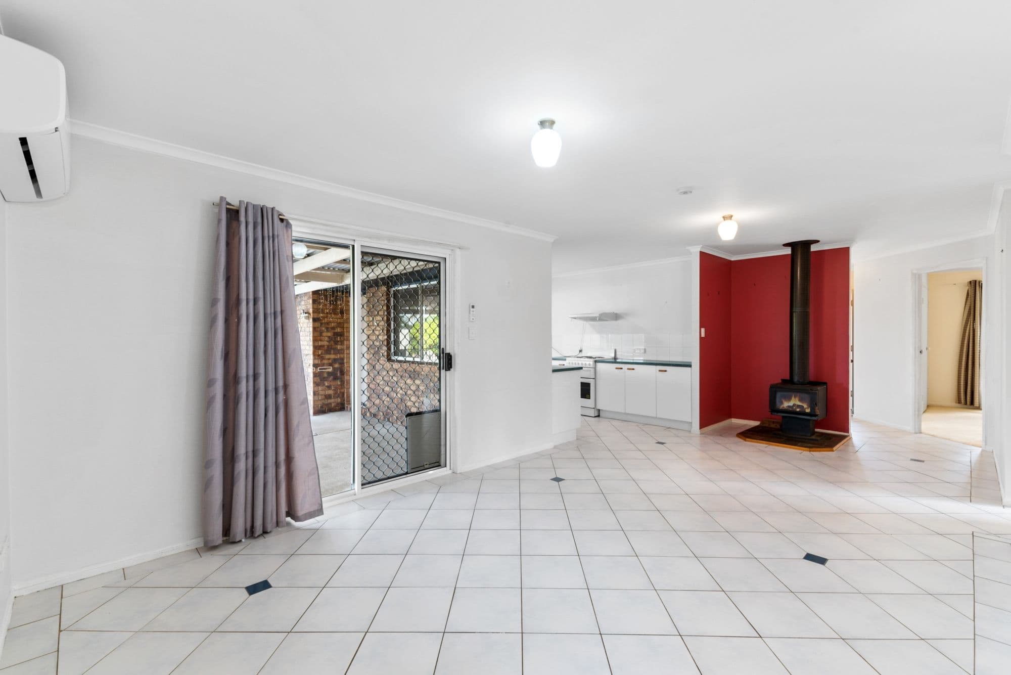3 Marcus Court, Deception Bay QLD 4508, Deception Bay - Thumbnail 3
