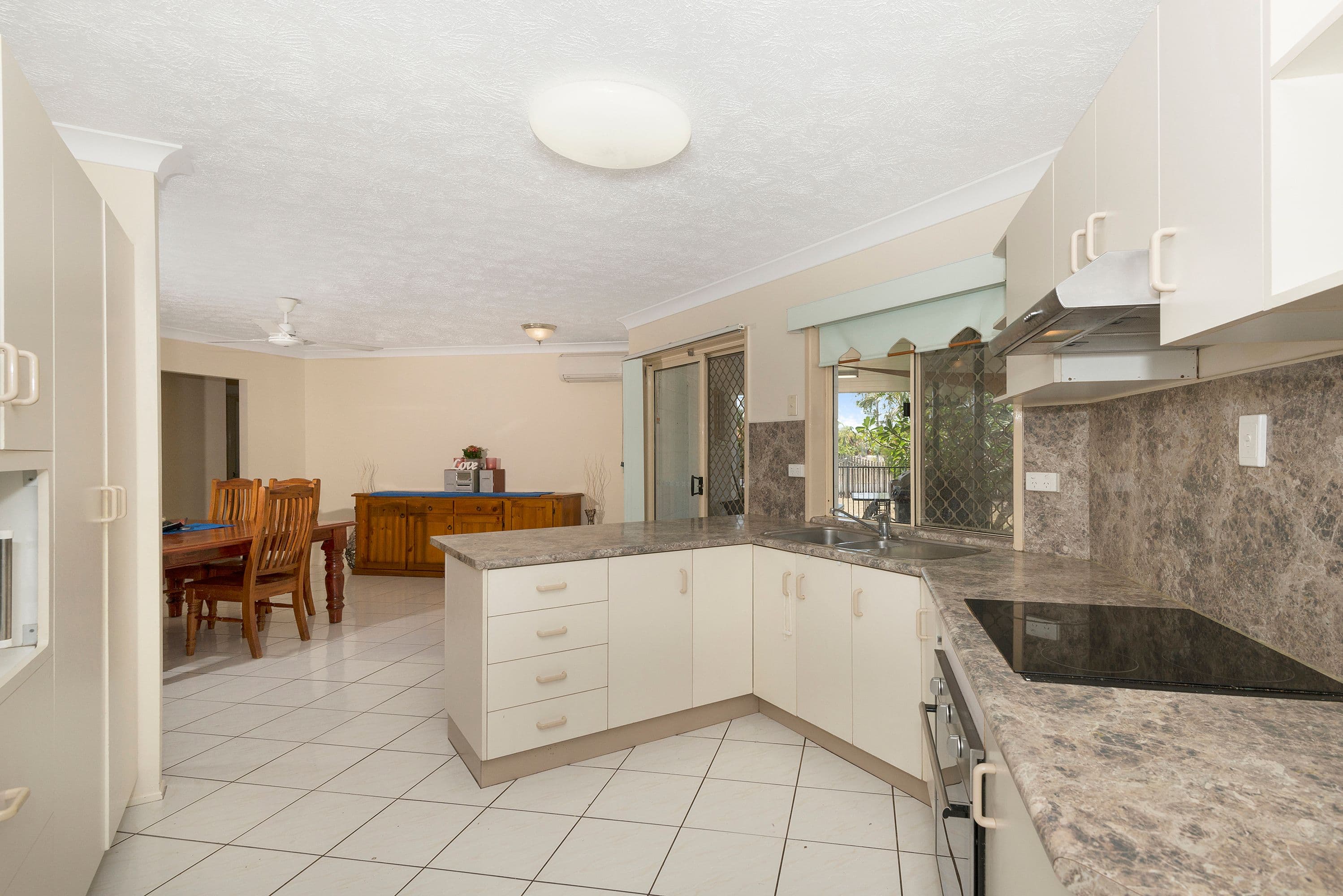 12 Jondaryn Court, Annandale QLD 4814, Annandale - Thumbnail 2