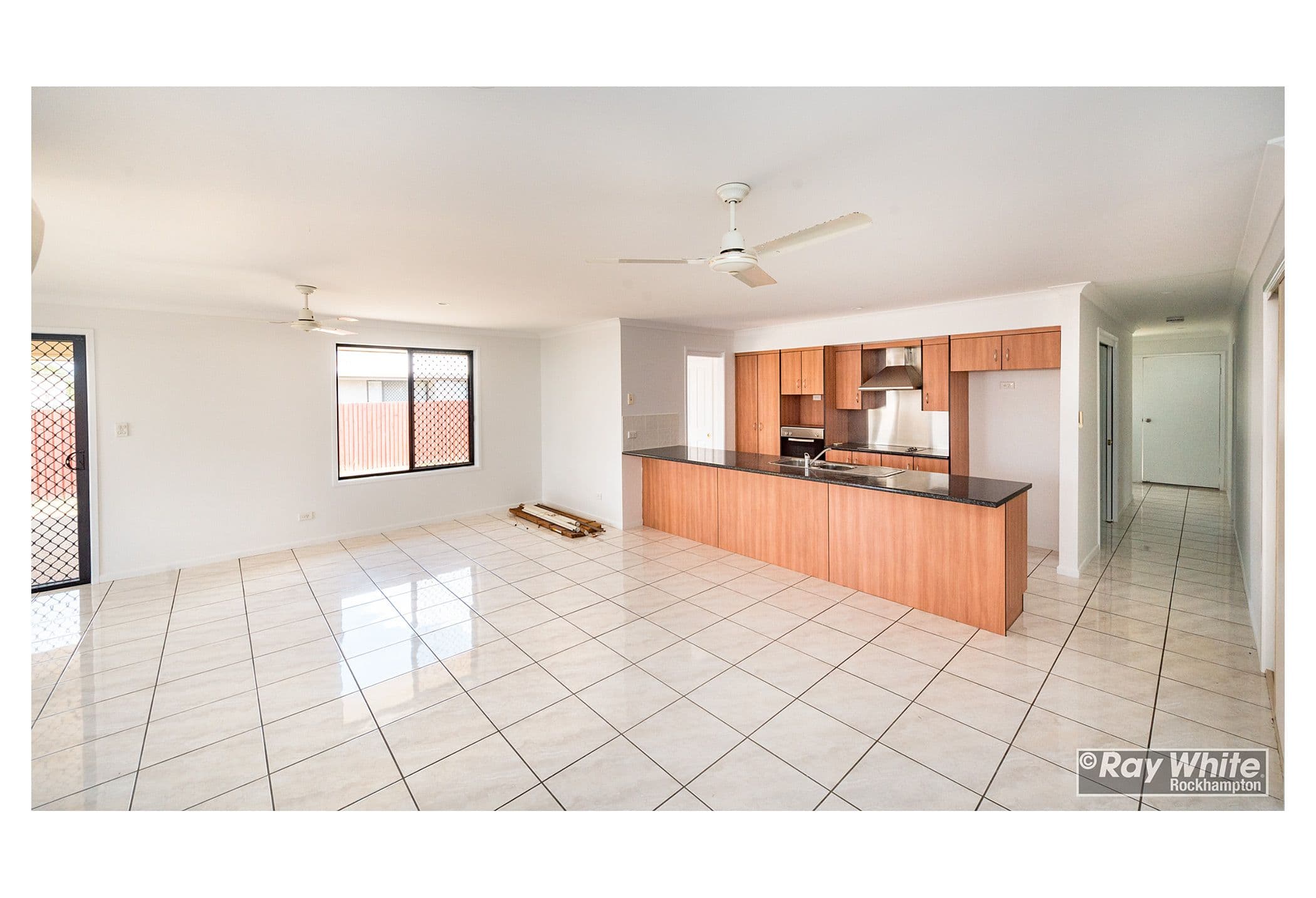 8 Red Gum Court, Norman Gardens QLD 4701, Norman Gardens - Thumbnail 2