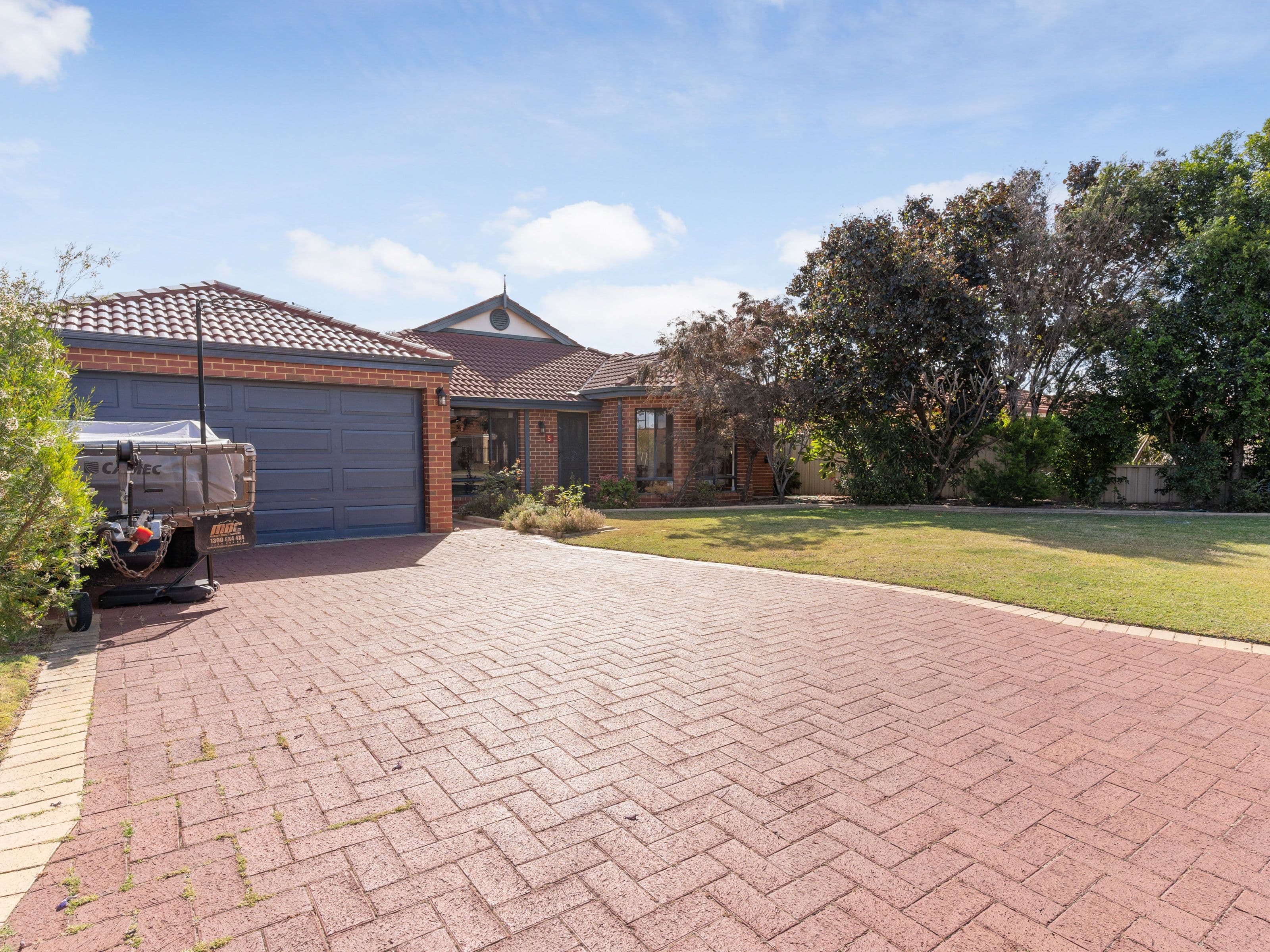 5 Silvereye Close, East Cannington WA 6107, East Cannington - Image 1