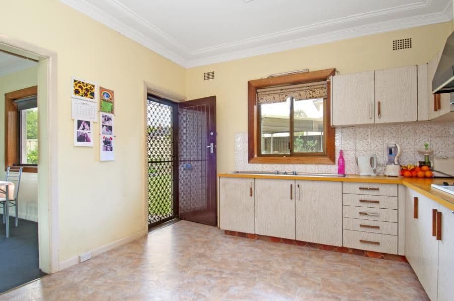 120 Windsor Road, NORTHMEAD NSW 2152, Northmead - Thumbnail 3