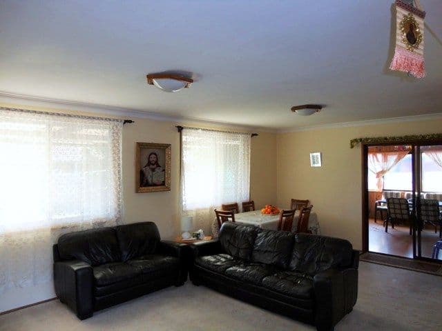 13 Glenfern Crescent, BOSSLEY PARK NSW 2176, Bossley Park - Thumbnail 7