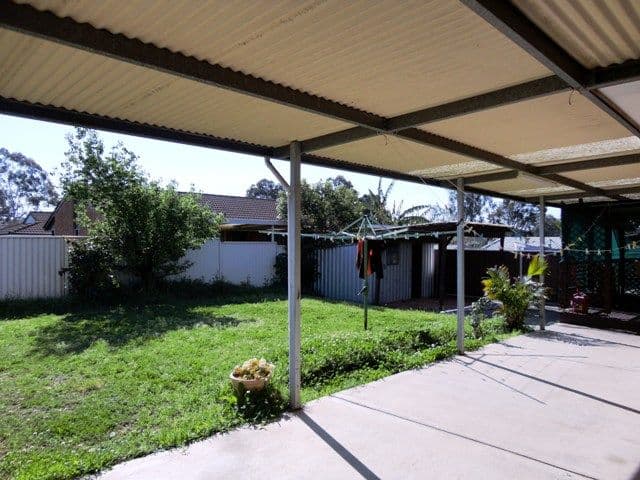 13 Glenfern Crescent, BOSSLEY PARK NSW 2176, Bossley Park - Thumbnail 8