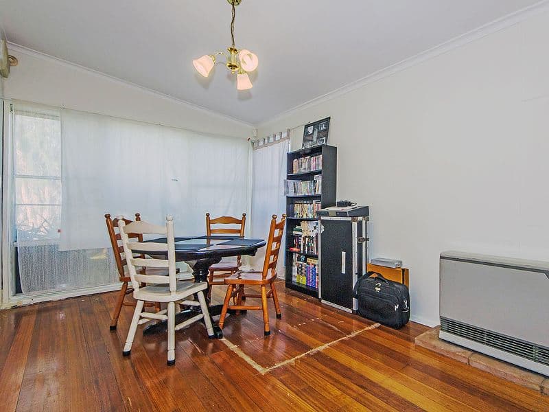 25 RICHMOND Crescent, Werribee VIC 3030, Werribee - Thumbnail 4