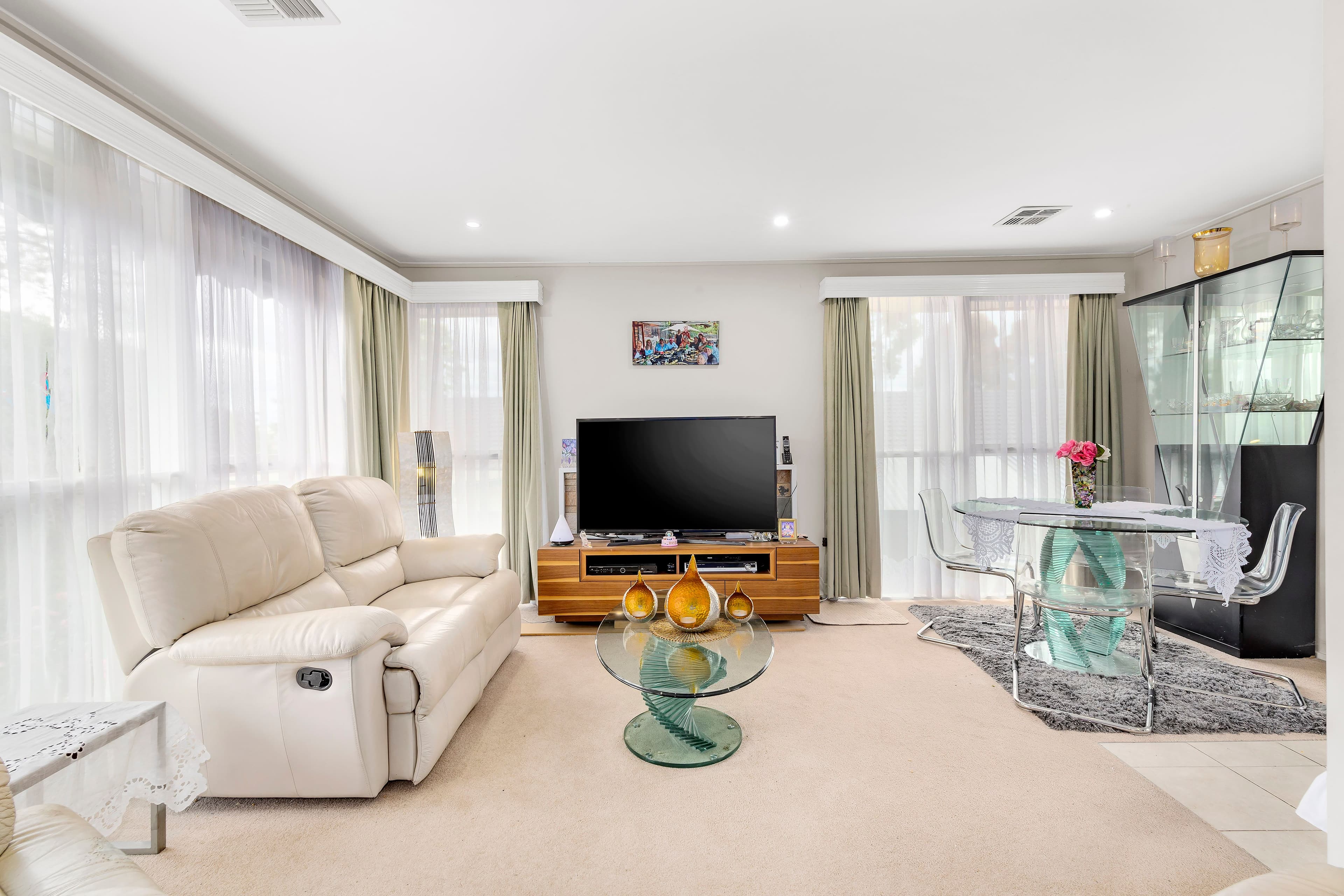 3 Carmyle Court, Bundoora VIC 3083, Bundoora - Thumbnail 2
