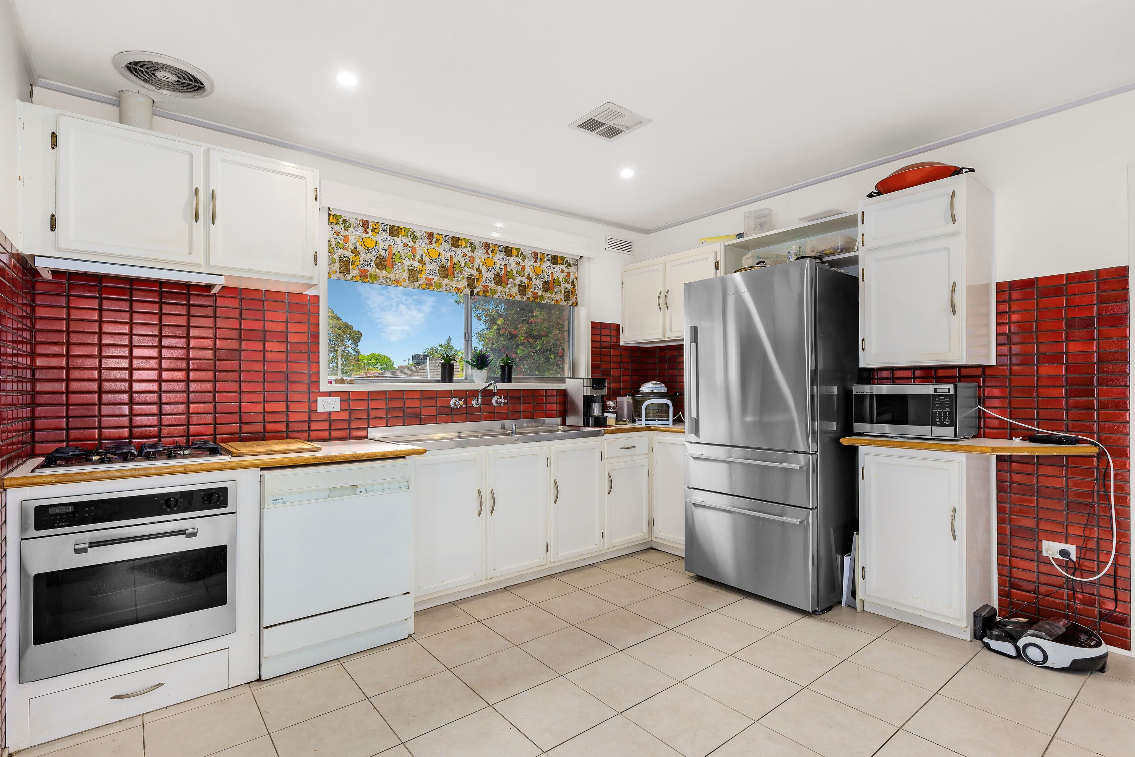 3 Carmyle Court, Bundoora VIC 3083, Bundoora - Thumbnail 3