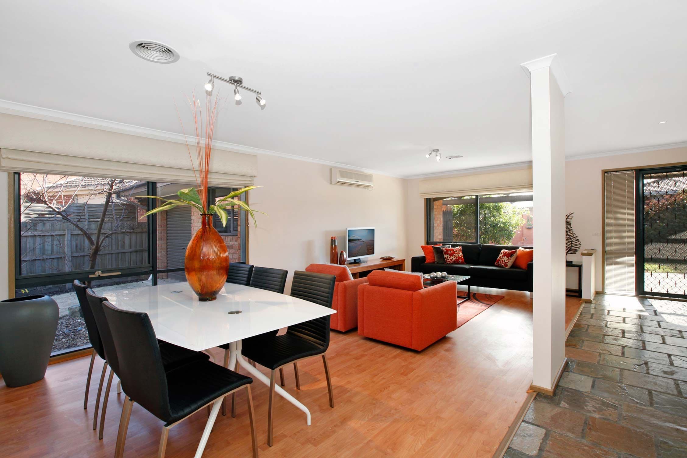 29 Lady Penrhyn Avenue, MILL PARK VIC 3082, Mill Park - Thumbnail 4