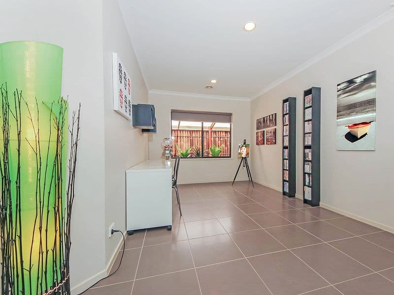 14 Tamar Avenue, Point Cook VIC 3030, Point Cook - Thumbnail 5