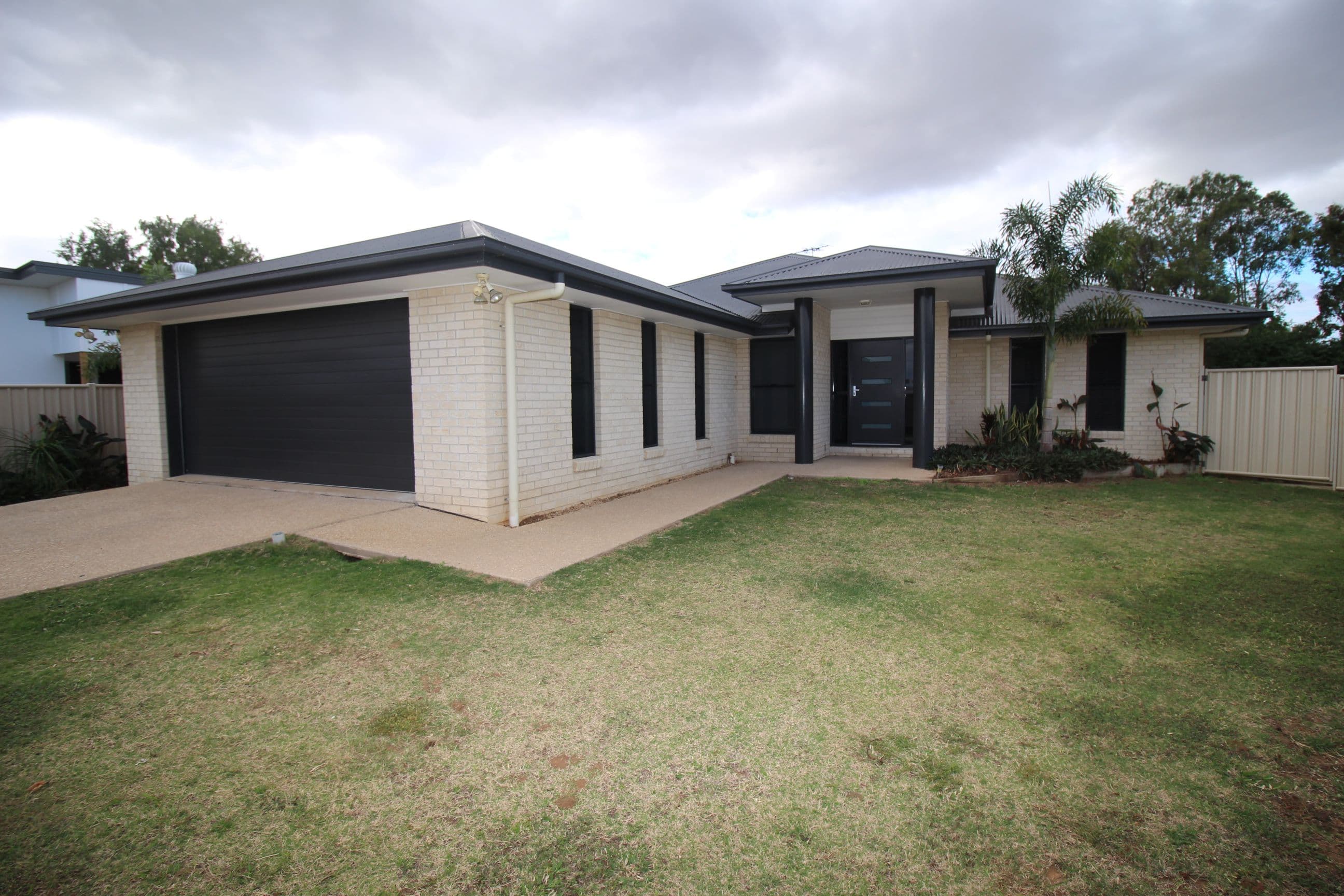 63 Newman Drive, Emerald QLD 4720, Emerald - Image 1