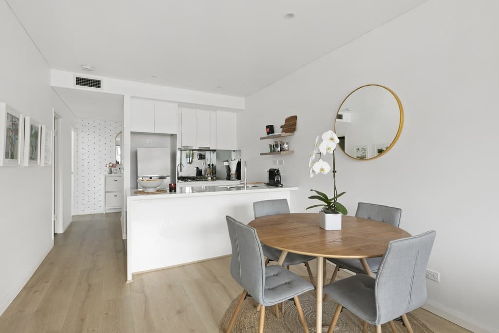 21/156 Botany Road, Alexandria - Image 1