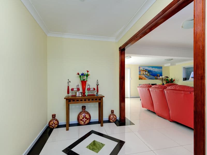 95 Granadilla Street, MACGREGOR QLD 4109, Macgregor - Thumbnail 6