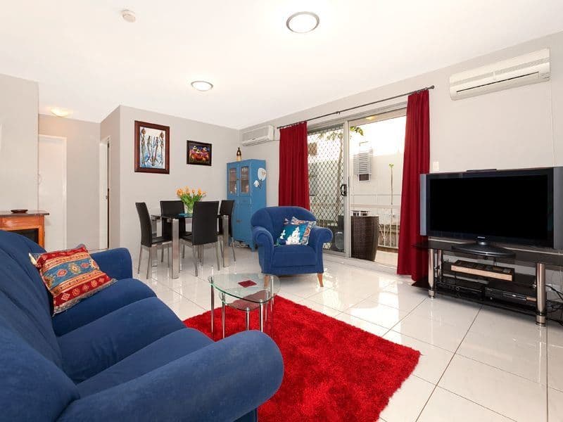 57 Hood Street, Sherwood QLD 4075, Sherwood - Thumbnail 2