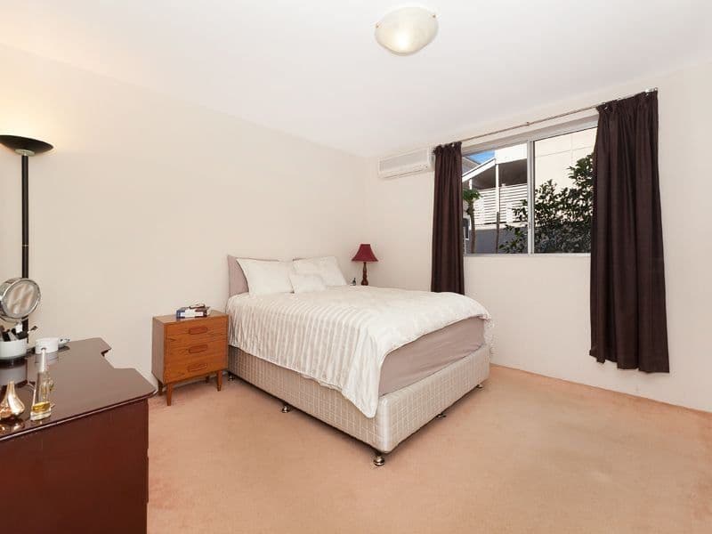 57 Hood Street, Sherwood QLD 4075, Sherwood - Thumbnail 5