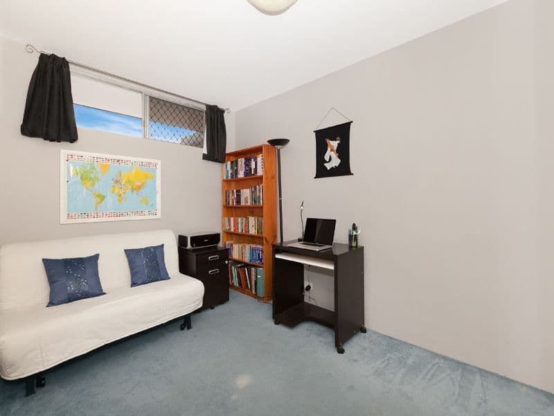 57 Hood Street, Sherwood QLD 4075, Sherwood - Thumbnail 6