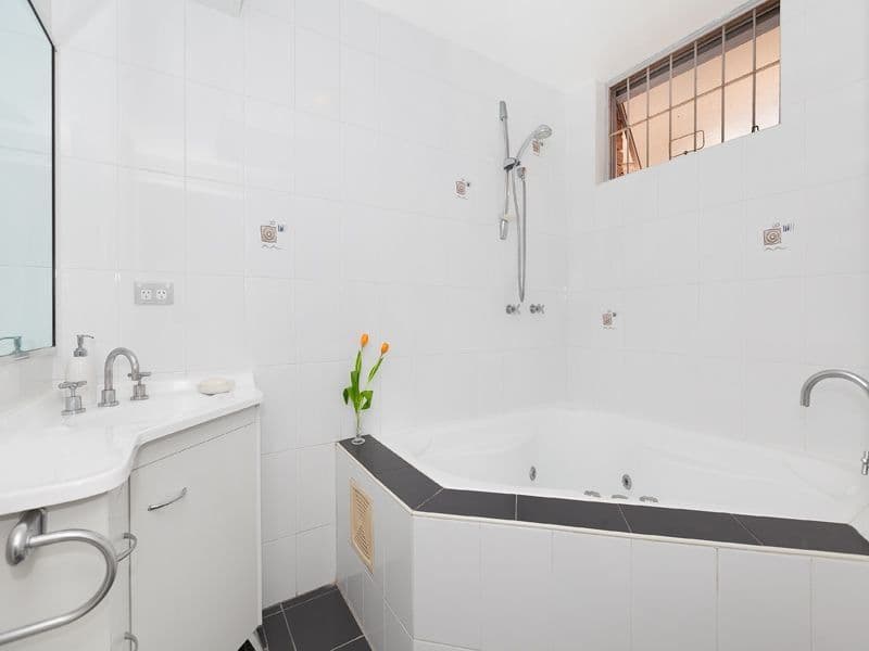57 Hood Street, Sherwood QLD 4075, Sherwood - Thumbnail 7