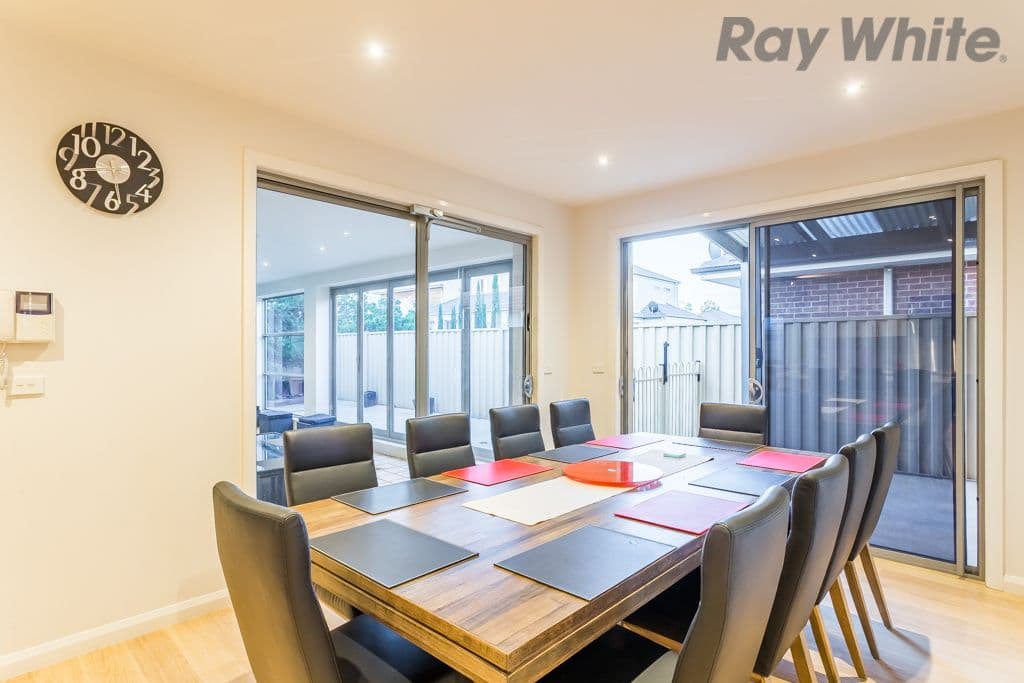 7 Hopetoun Green, Caroline Springs VIC 3023, Caroline Springs - Thumbnail 6