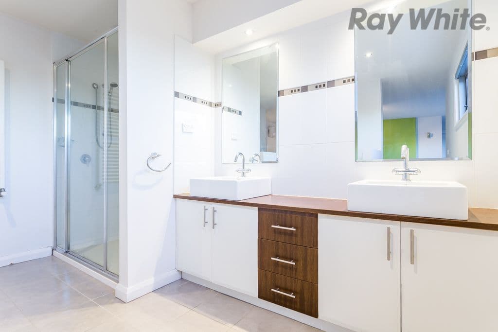 7 Hopetoun Green, Caroline Springs VIC 3023, Caroline Springs - Thumbnail 8