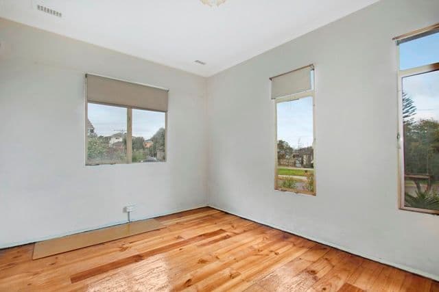 28 Melinga Crescent, CHADSTONE VIC 3148, Chadstone - Thumbnail 5