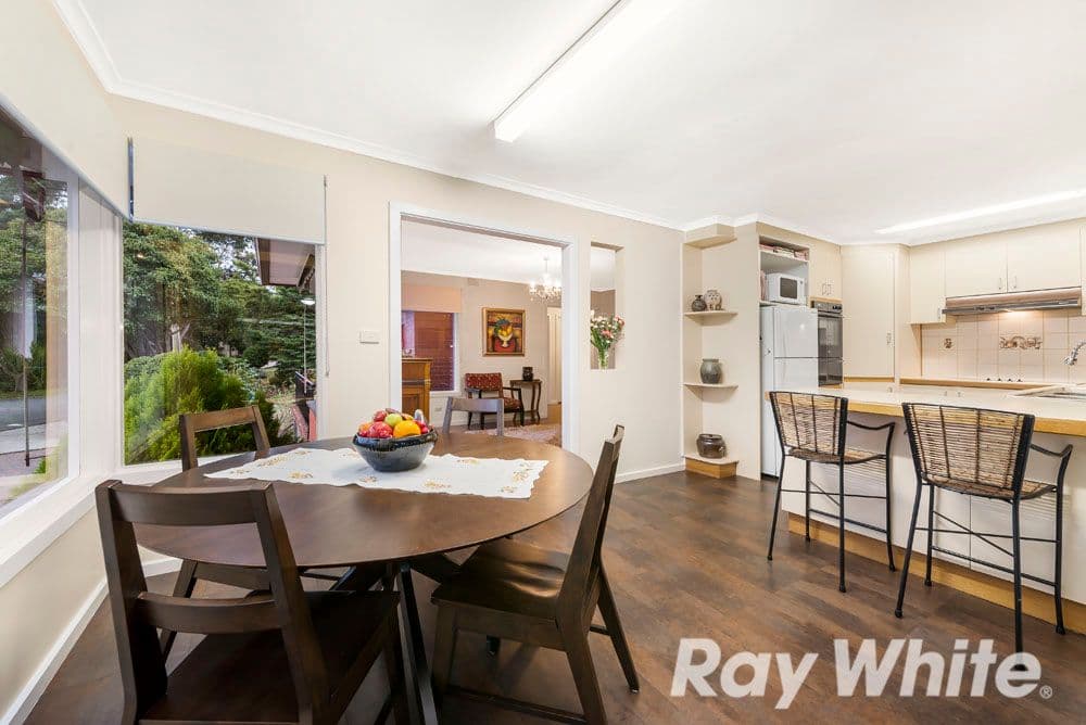 5 Balmoral Court, Glen Waverley VIC 3150, Glen Waverley - Thumbnail 5