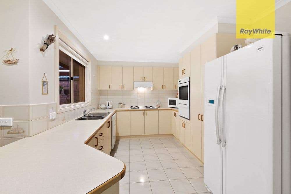 13 Erie Avenue, Rowville VIC 3178, Rowville - Thumbnail 2