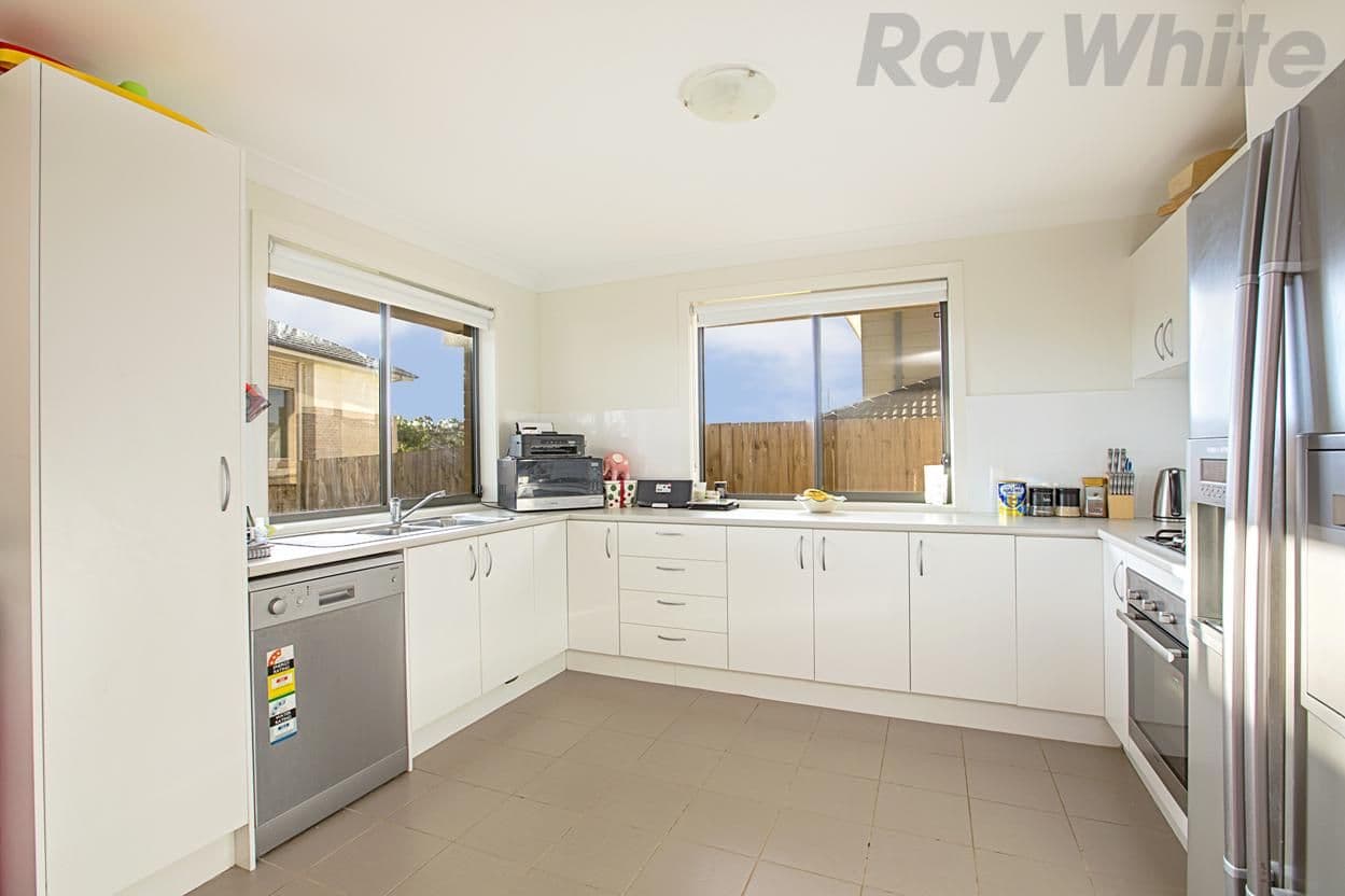 15 McGuire Crescent, BARDIA NSW 2565, Bardia - Thumbnail 2
