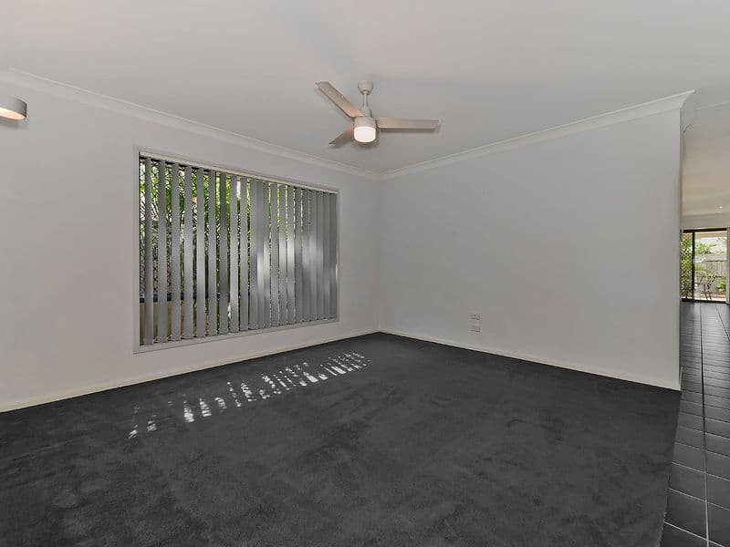 18 Grebe Circuit, NORTH LAKES QLD 4509, North Lakes - Thumbnail 2
