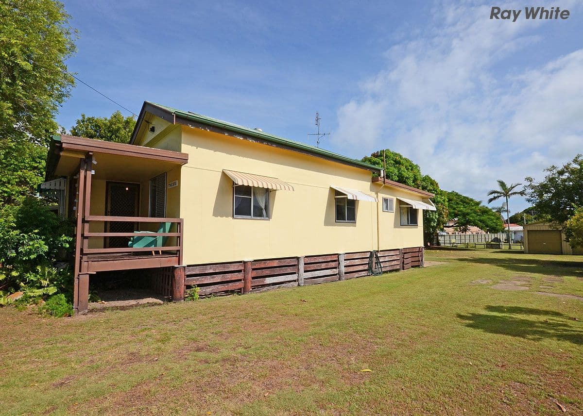 38 Shell Street, URANGAN QLD 4655, Urangan - Thumbnail 3