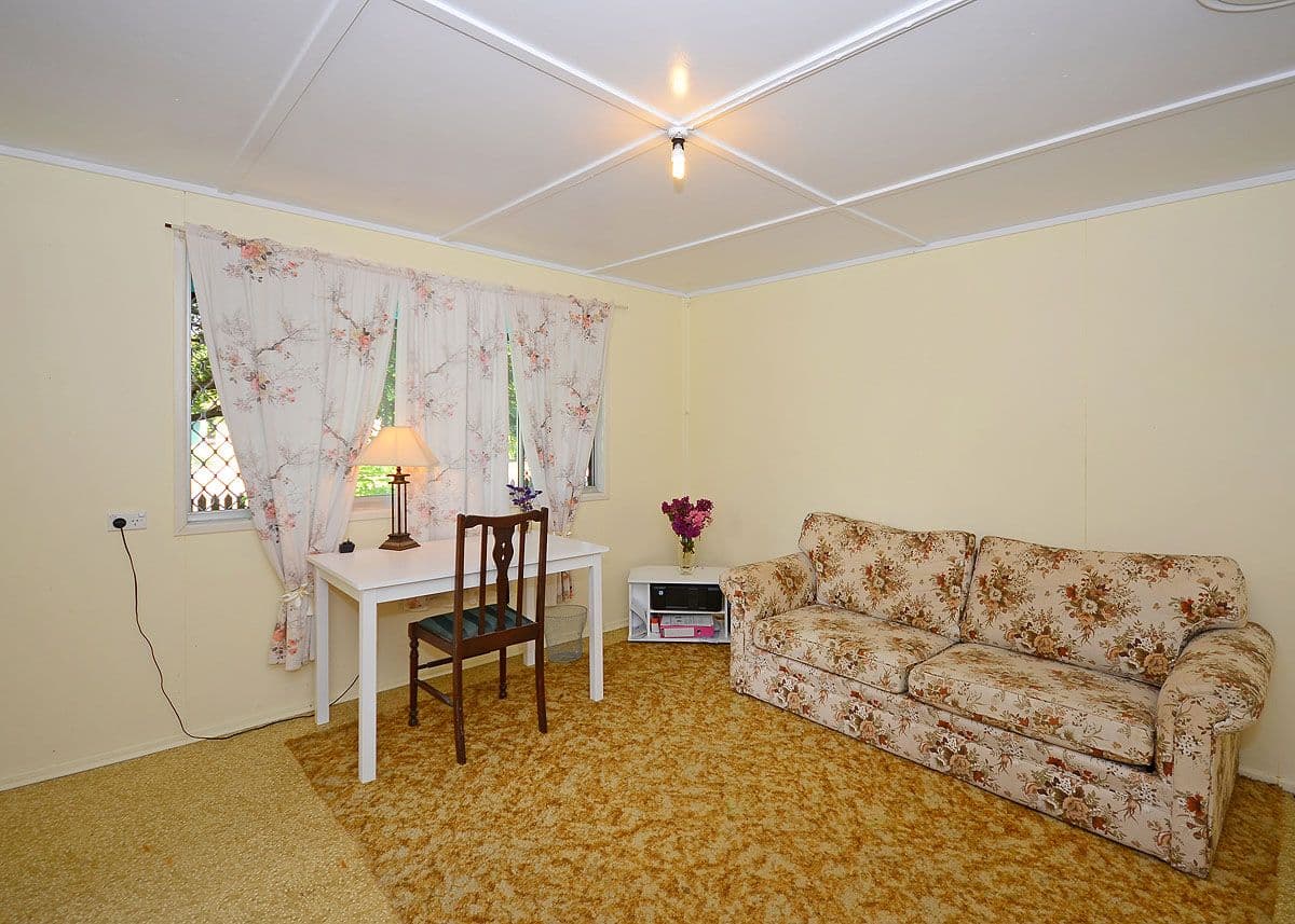 38 Shell Street, URANGAN QLD 4655, Urangan - Thumbnail 6