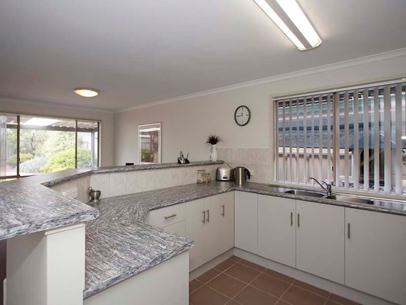 7 Kantilla Court, NOARLUNGA DOWNS SA 5168, Noarlunga Downs - Thumbnail 8